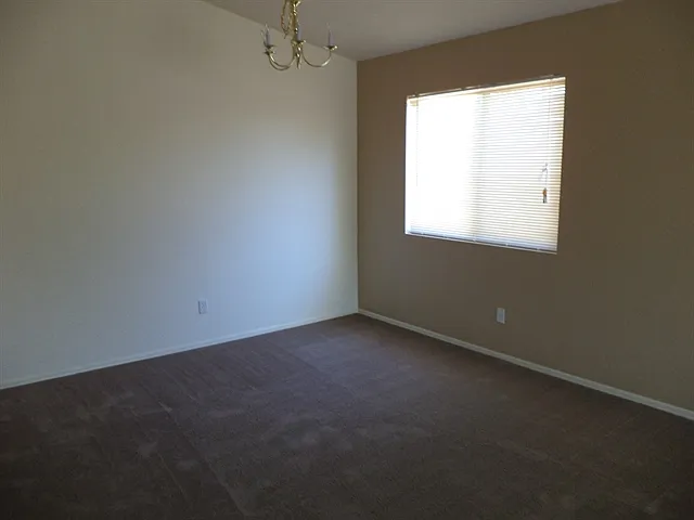 23976 W Grove St — Photo 5