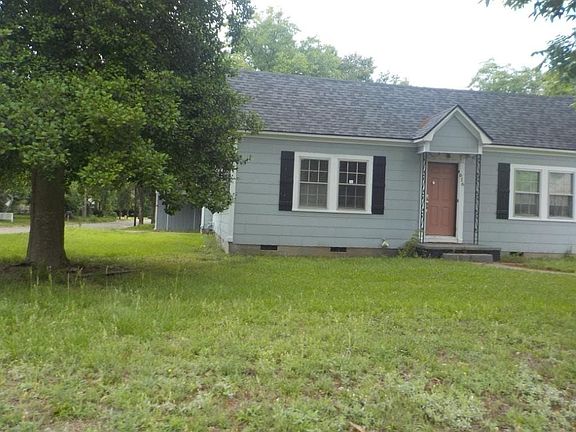 2nd image of 616 W Scott St
