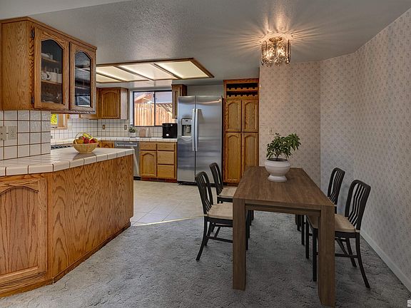 4th image of 315 Old Washoe Cir