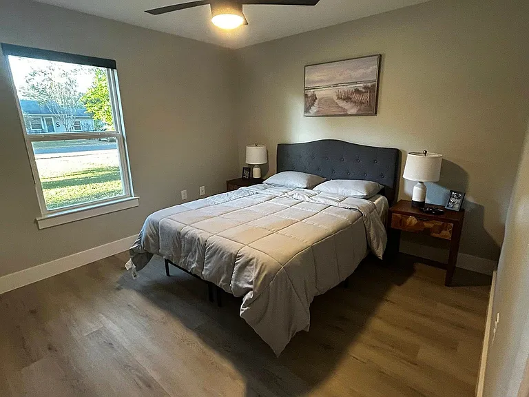 1403 Wilson Ave — Photo 13