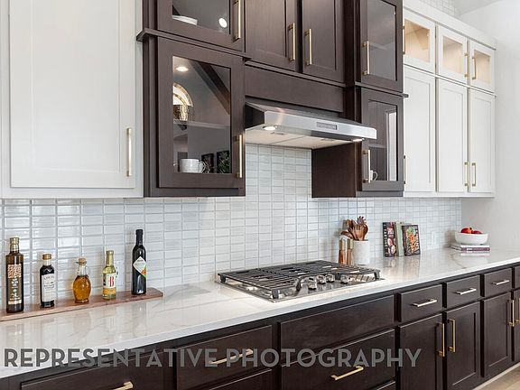 4th image of 1716 Secco Way