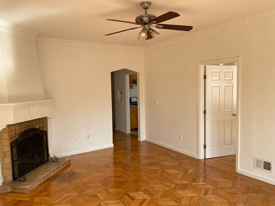 1st image of 266 Chester Ave