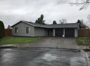 4751 Royal Ave, Eugene, OR 97402