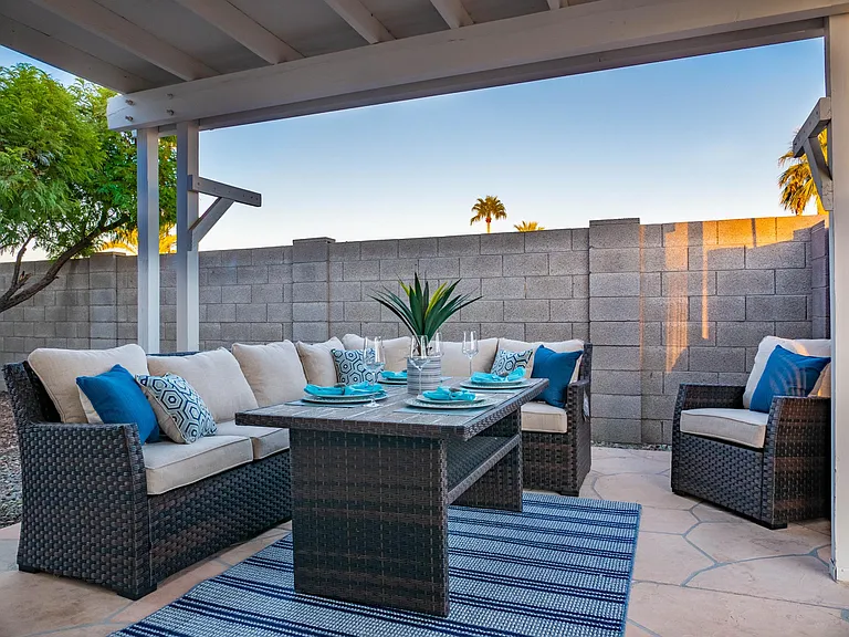 145 E Santa Cruz Dr — Photo 4