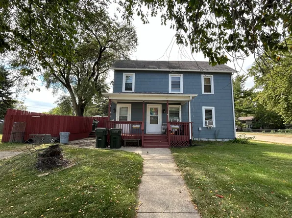 709 Avenue D, Sterling, IL 61081