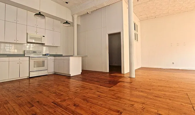 Rented by Douglas Elliman | media 15