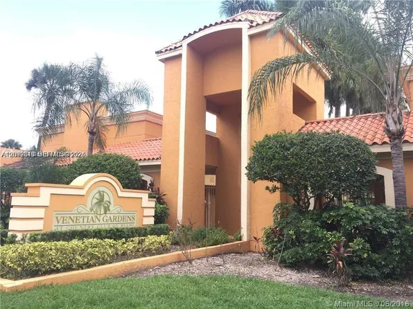 17901 NW 68th Ave APT Q202, Hialeah, FL 33015