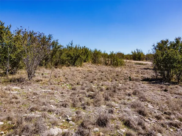 880 Baltrusol Dr, Graford, TX 76449