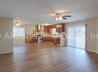 964 Parr Ln, Manteca, CA 95336