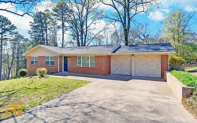 2760 Wayman Dr photo 1