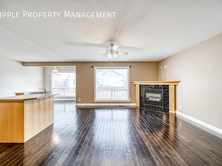 413 Bayside Pl SW — Photo 5