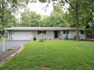 1588 Old Plank Rd, Newburgh, IN 47630