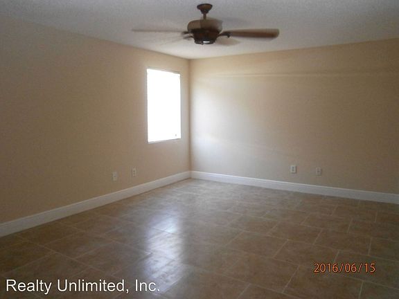 5th image of 1186 SW Gatlin Blvd