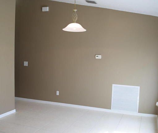 5th image of 313 SE Crosspoint Dr