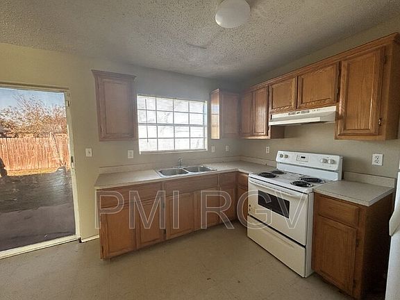 5th image of 1021 Denver