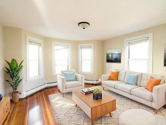 2nd image of 17 E Milton Rd #1