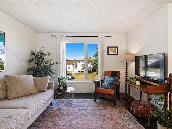 4th image of 49 N Castlebrook Way NE