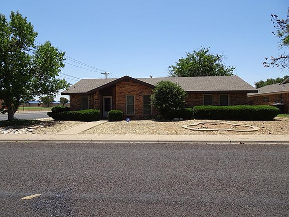 2nd image of 4266 Bay Oaks Dr