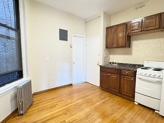 3rd image of 438 E 75th St APT 5RW