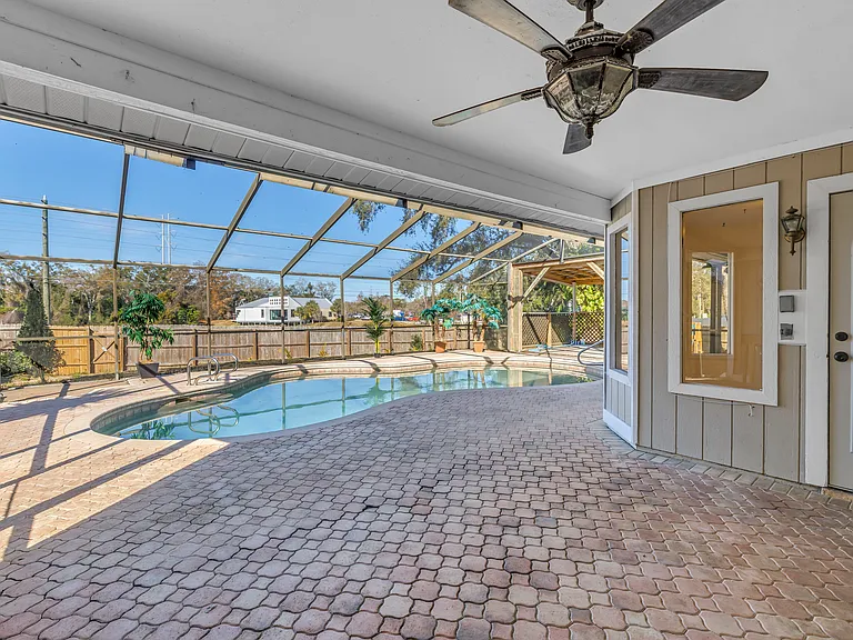 2789 Valencia Ln W — Photo 20