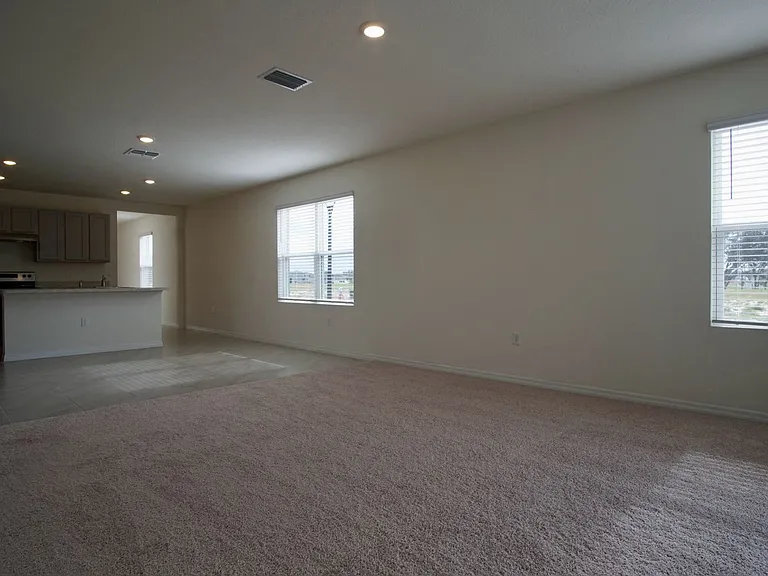 1703 Post Oak Dr — Photo 8