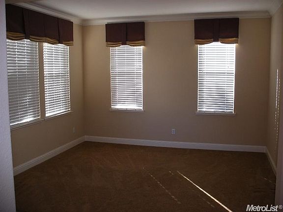 3rd image of 5345 Cottage Cove Dr