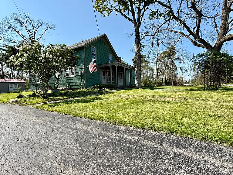 Kraus Rd — Photo 1