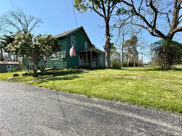 (undisclosed Address), Clarence, NY 14031