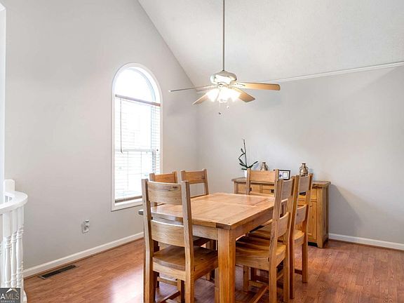 5th image of 1020 Dalby Way