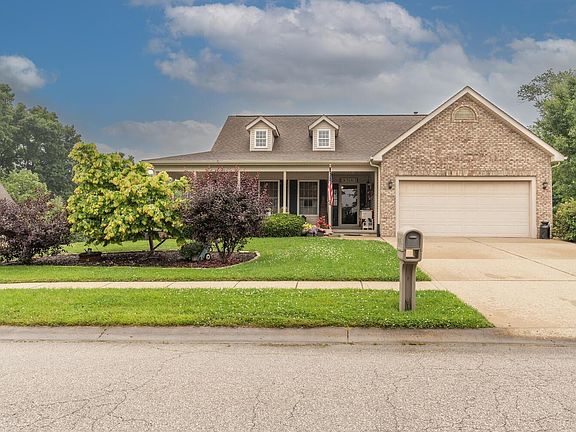 2nd image of 4600 N Shadow Wood Dr