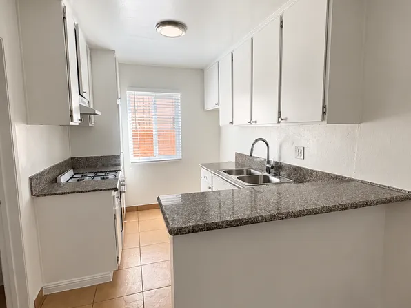 14839 Sherman Way, Los Angeles, CA