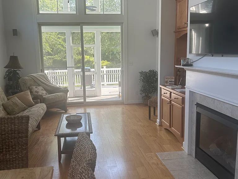 31326 Founders Ave — Photo 8