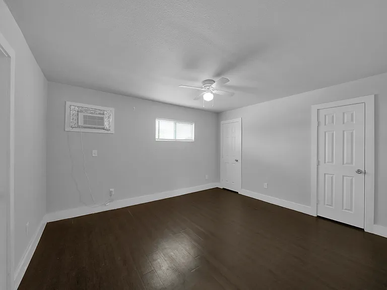 6518 Weston St - 6518 Weston St Houston, TX 77021 — Photo 12