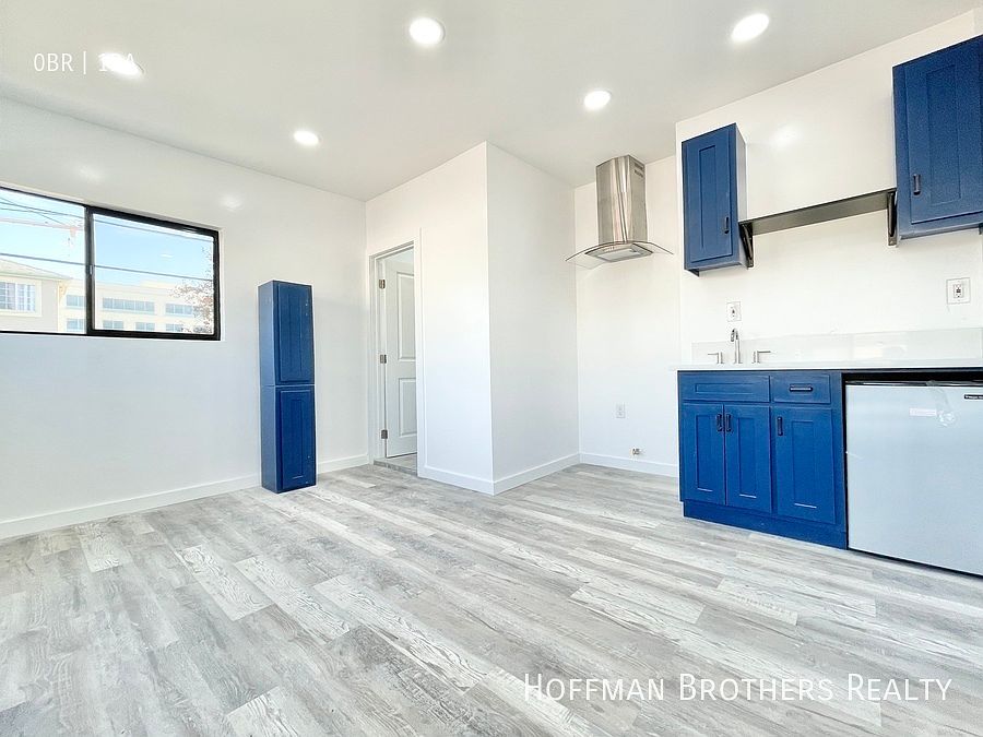 1st image of 3831 Wisconsin St #6A