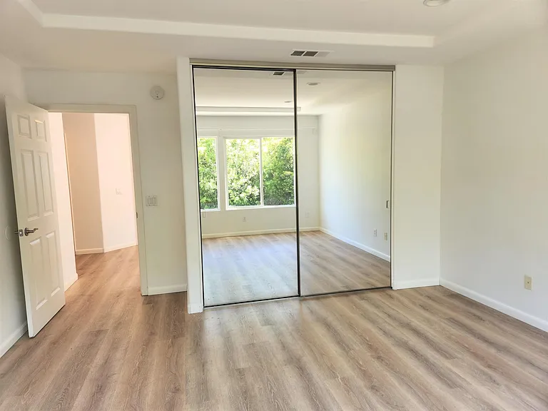 4316 Calle Mar De Ballenas — Photo 40
