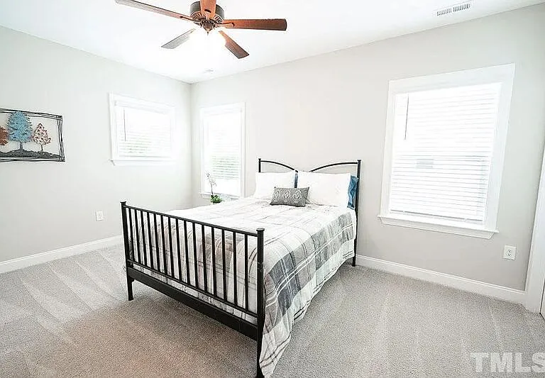 312 Sweetbriar Rose Ct — Photo 12