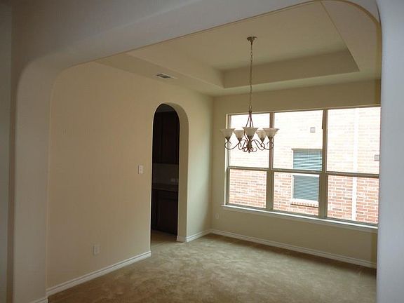 4th image of 3825 Edward Dr