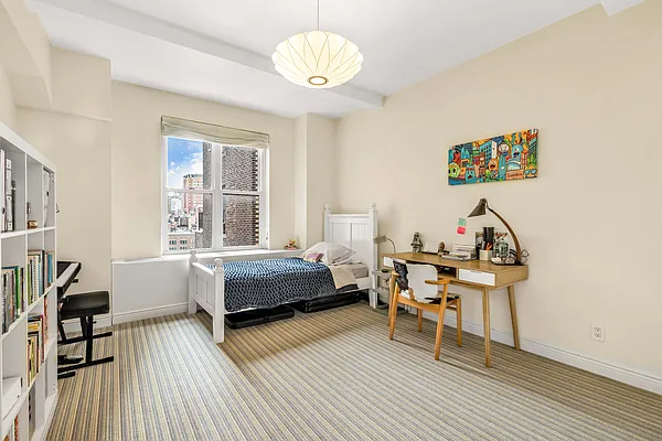 Sold by Sotheby's International Realty | media 13