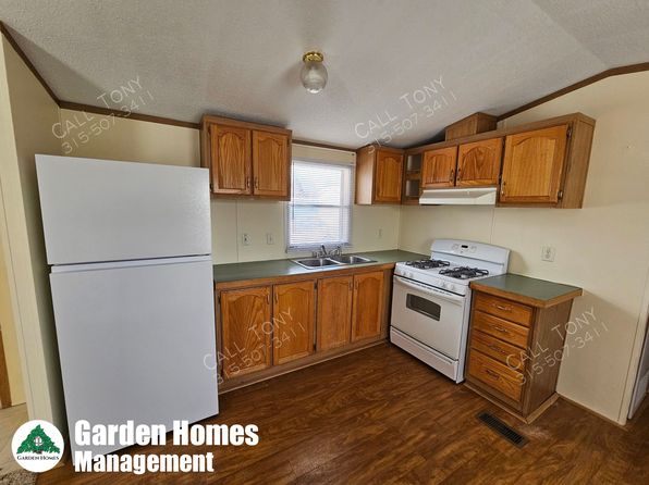 435 Elmwood Cir