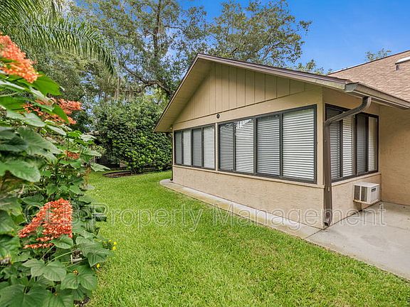 3rd image of 6177 Sequoia Dr