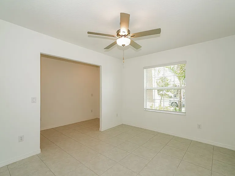 36590 Garden Wall Way — Photo 11