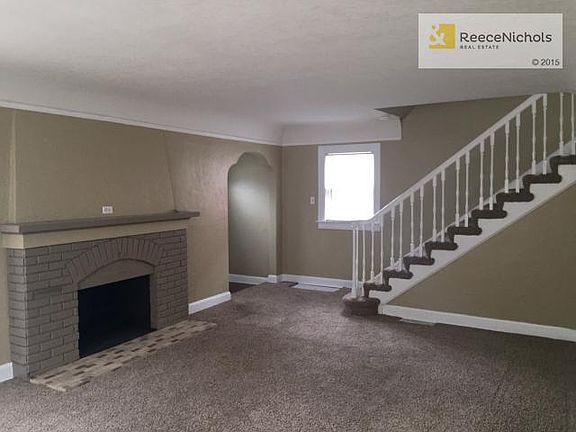 3rd image of 620 Orient Dr