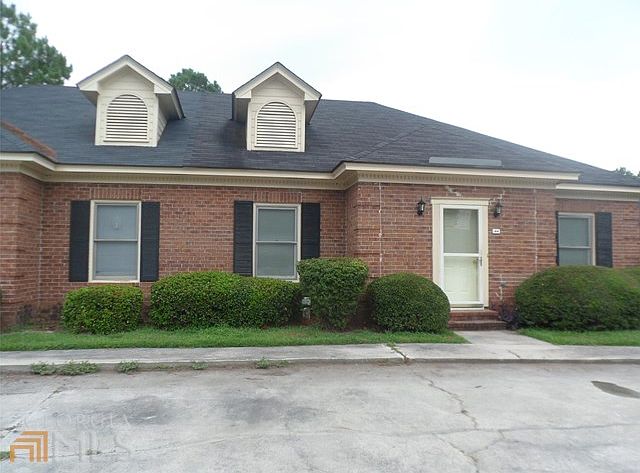 1st image of 140-10 Lanier Dr