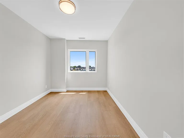 4400 Laurier Pkwy #273 — Photo 12