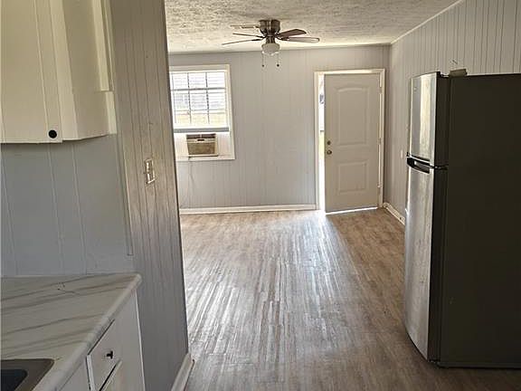 4th image of 1289 Rocky Creek Rd