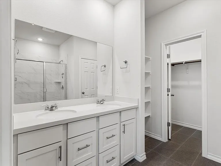 5402 Jason Dr — Photo 11