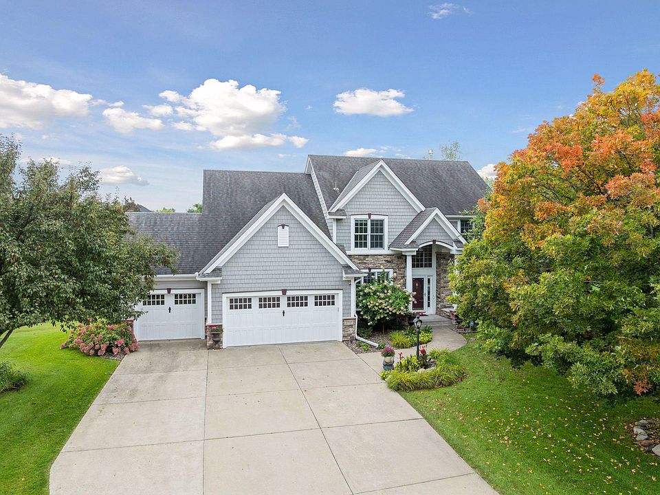 1st image of 2717 Edgewater Bay