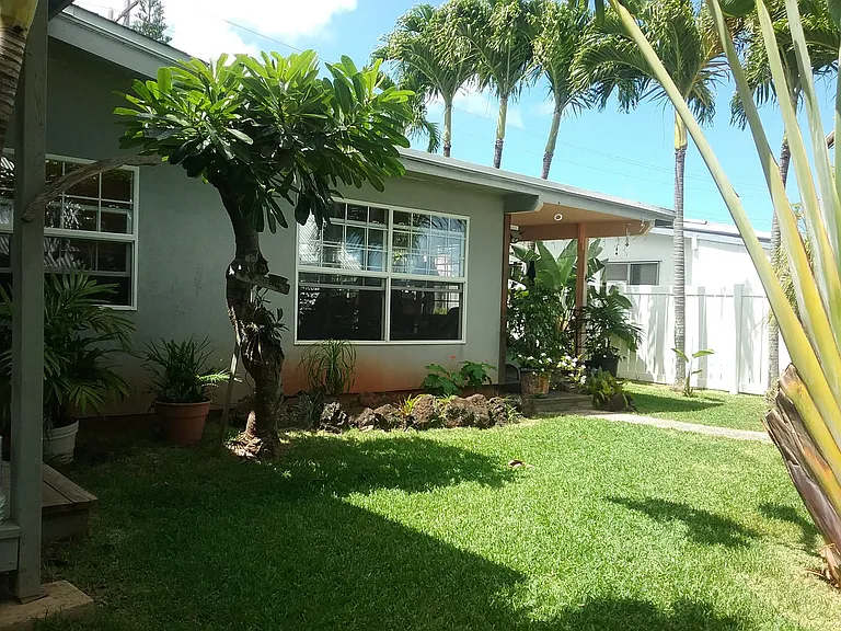 Iliaina St — Photo 3