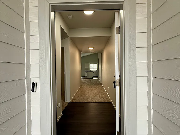 3107 N Moonshadow Ave — Photo 2
