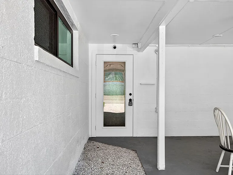 2109 1st St — Photo 27
